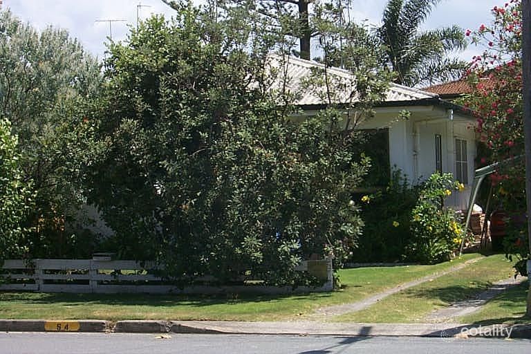 84 Seagull Ave, Mermaid Beach, QLD 4218