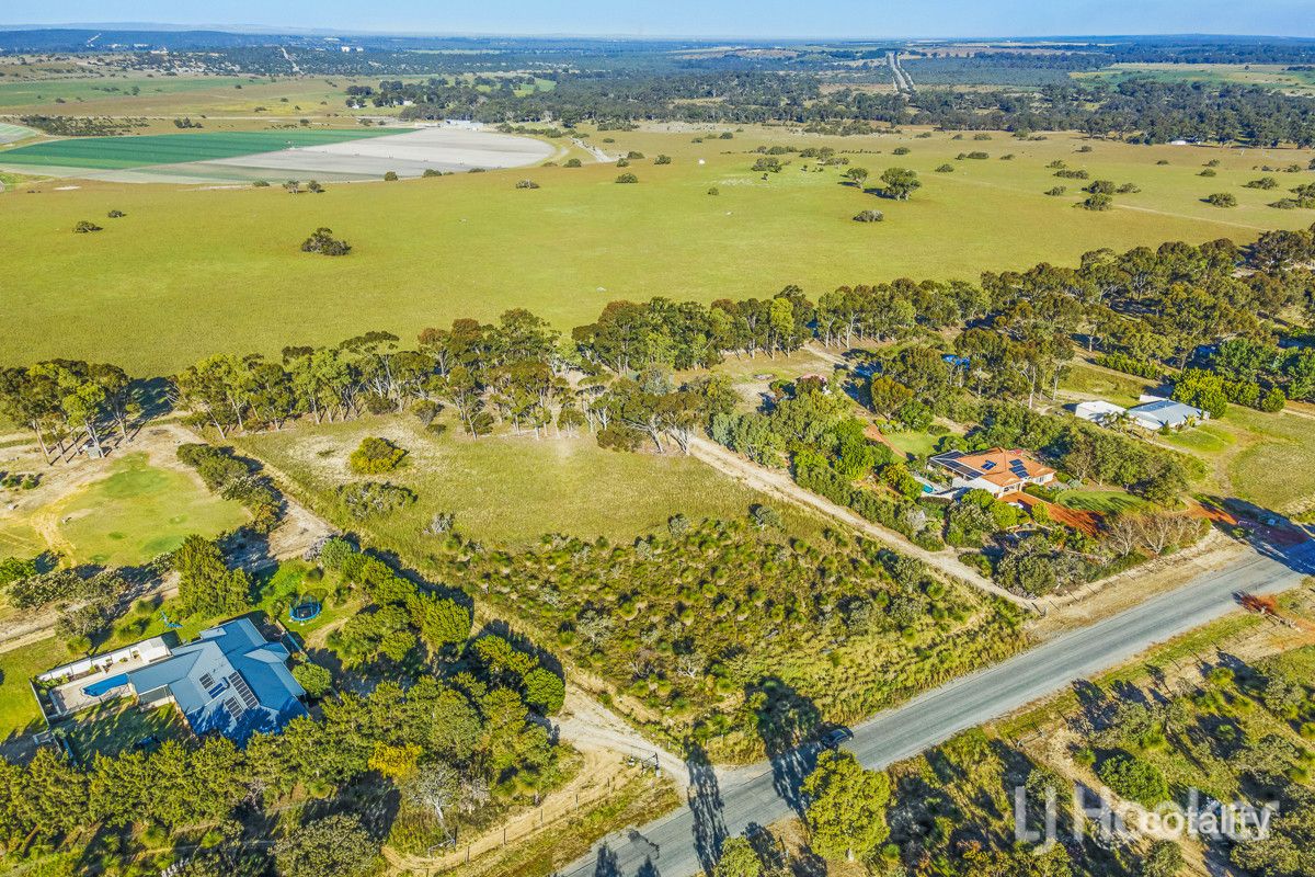 20 Sovereign Hill Dr, Gabbadah, WA 6041