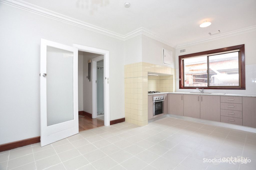 10 Becket St S, Glenroy, VIC 3046