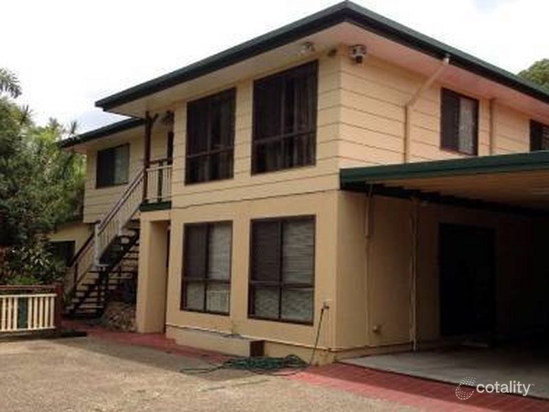 33 Macfarlan St, Birkdale, QLD 4159