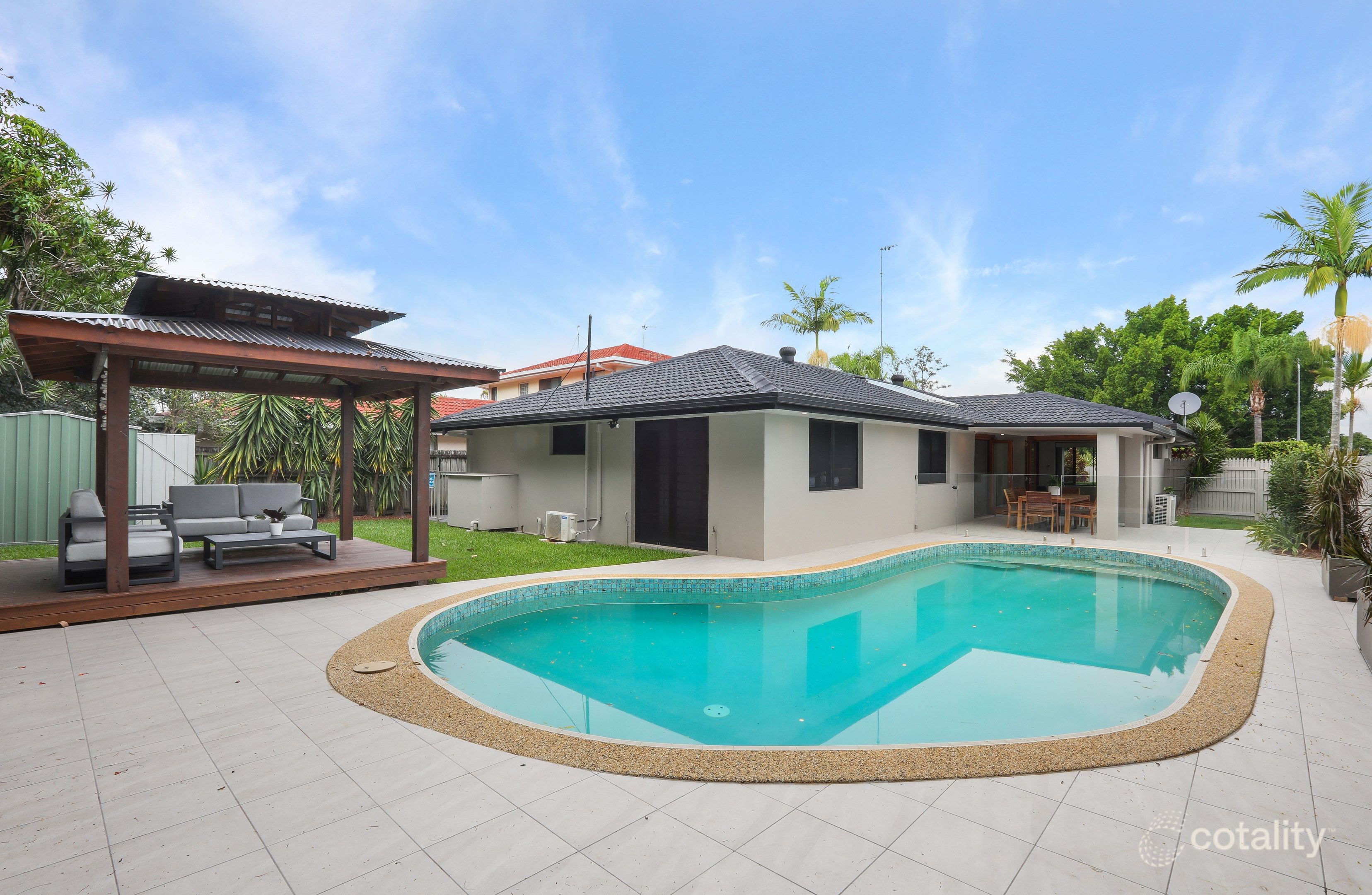 39 Jaguar Dr, Bundall, QLD 4217