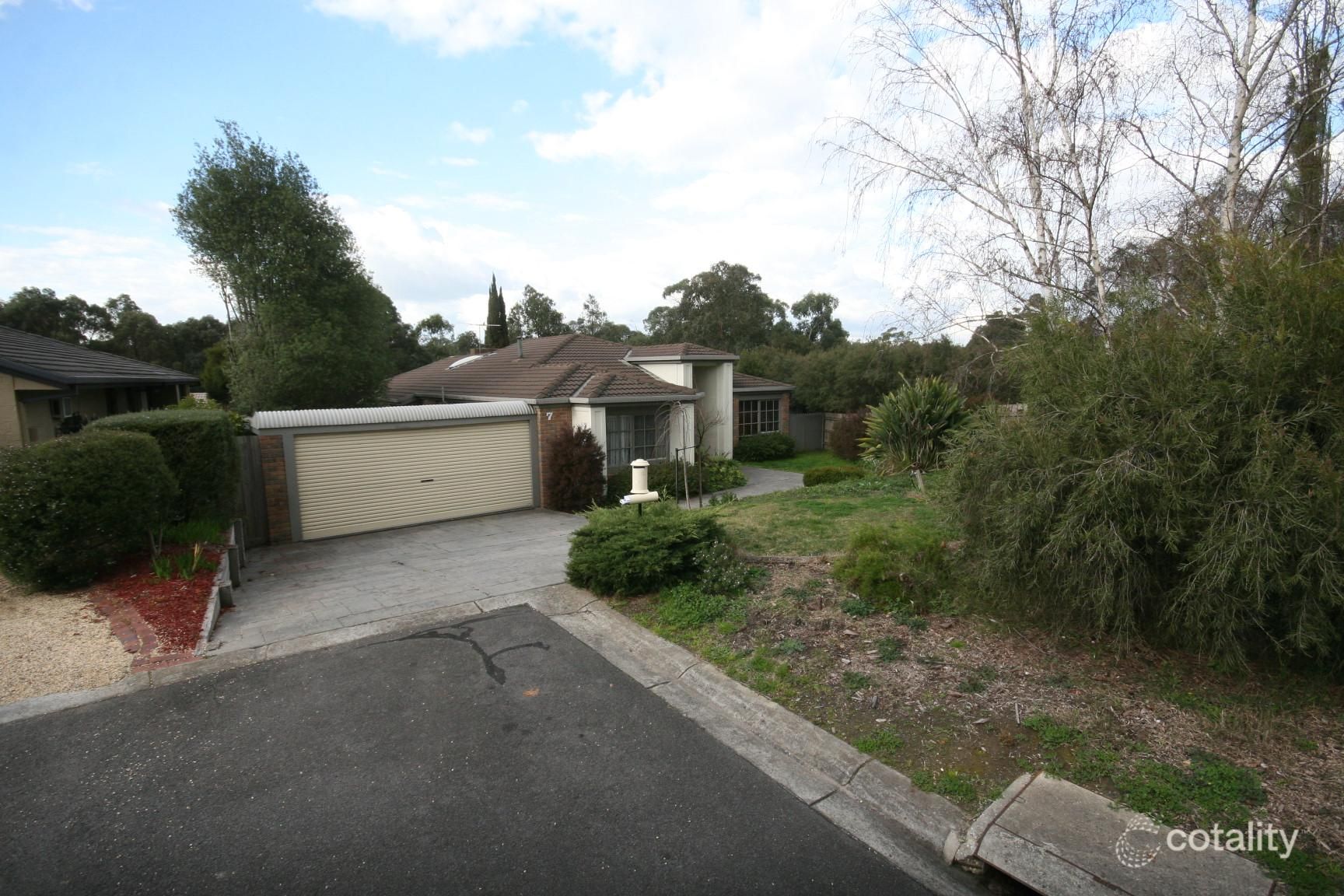 7 Kulsi Ct, Croydon Hills, VIC 3136