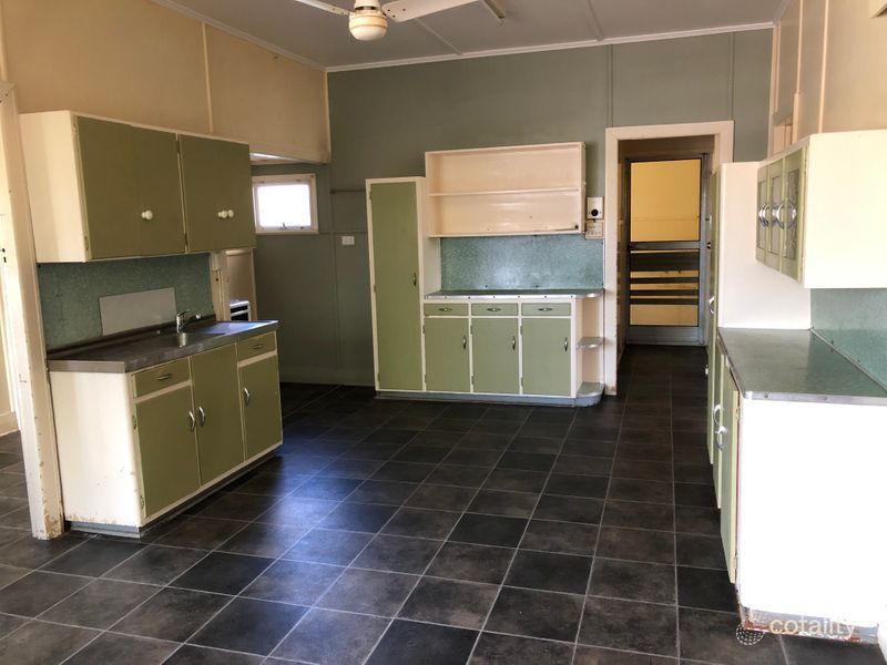 13 Taylor St E, Murgon, QLD 4605