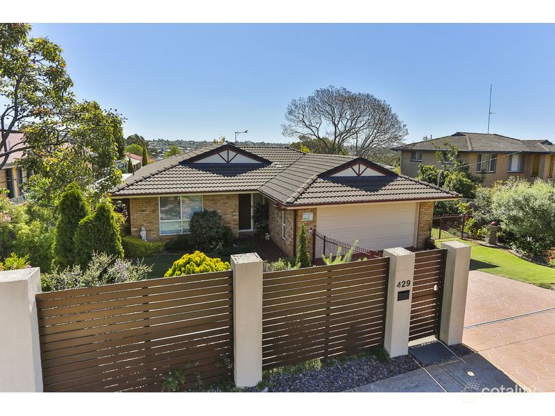 429 Hume St, Kearneys Spring, QLD 4350