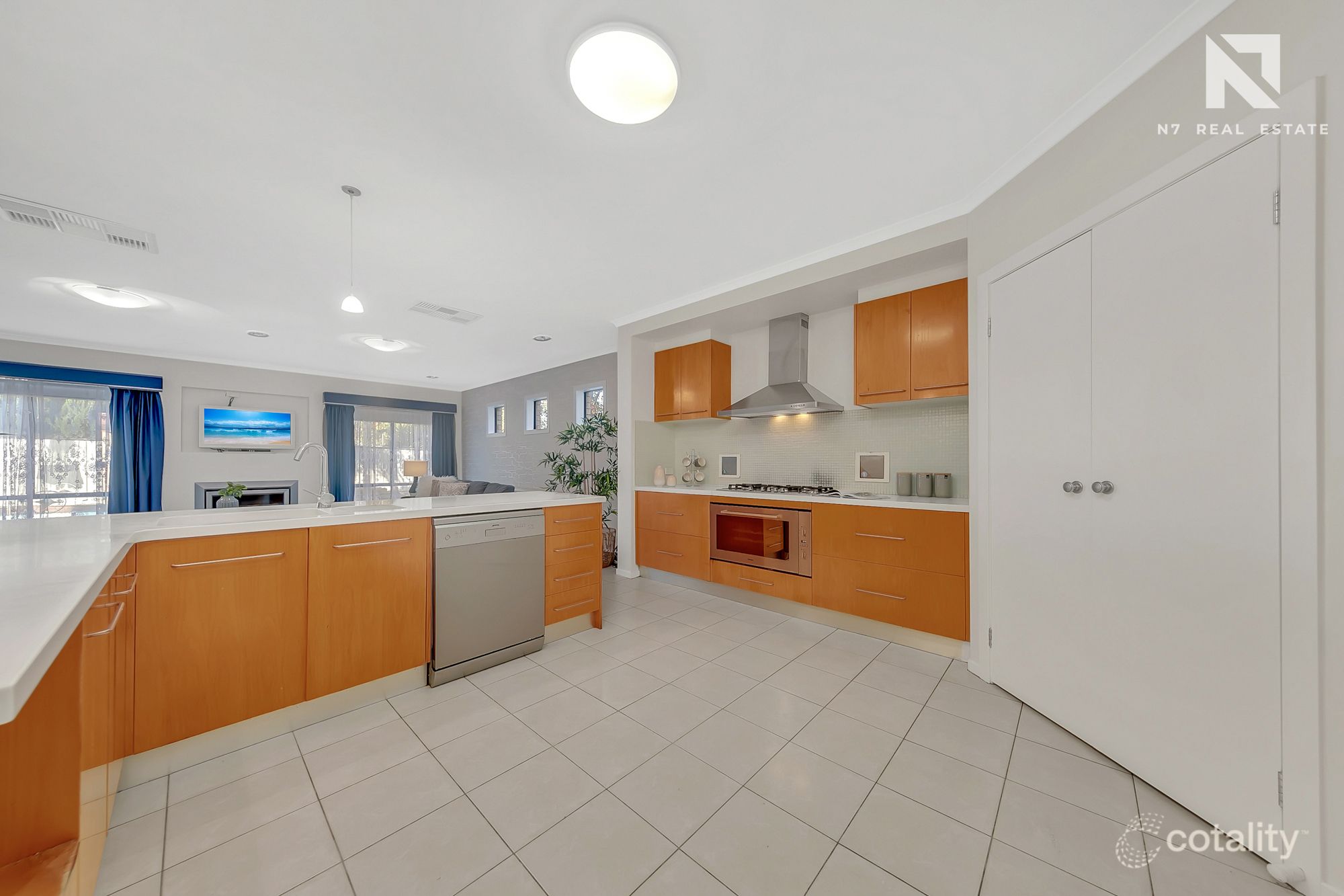 2 Shearwater Ct, Cairnlea, VIC 3023