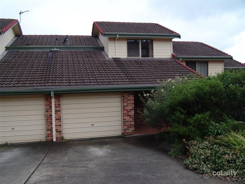 4/41-43 Robertson St, Coniston, NSW 2500