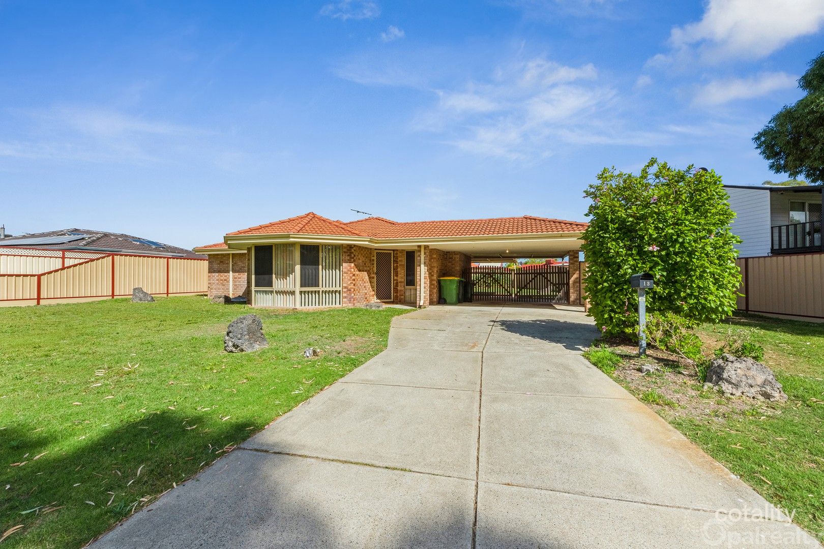 13 Dress Cir, Warnbro, WA 6169