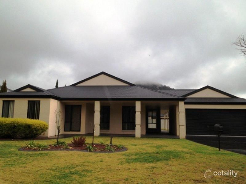 16 Oatlands Fawy, West Wodonga, VIC 3690