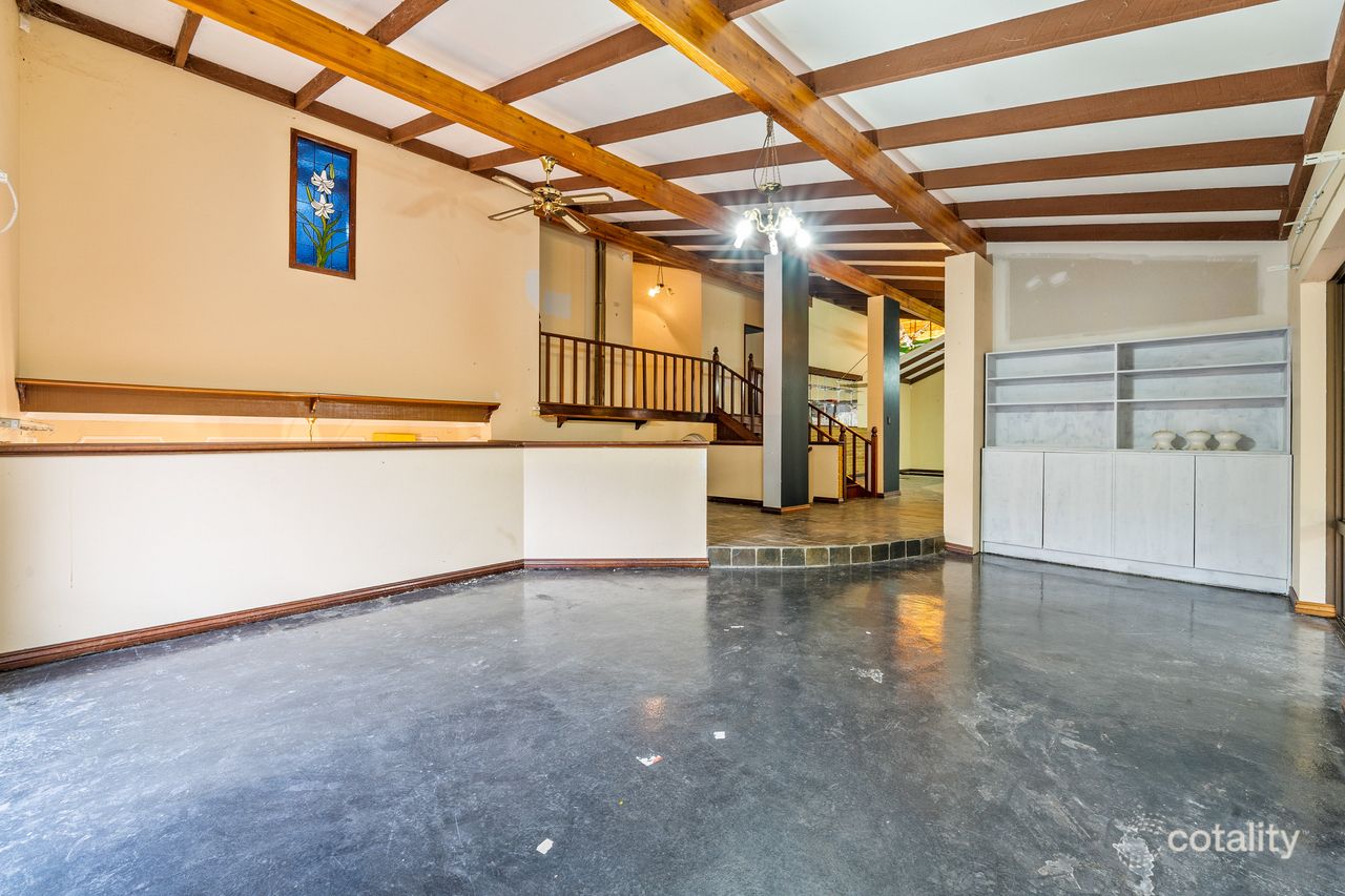 74 Amethyst Cres, Mount Richon, WA 6112