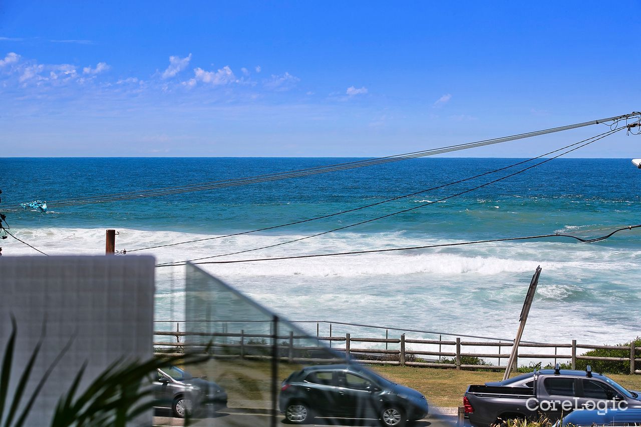 8/64 Carrington Pde, Curl Curl, NSW 2096