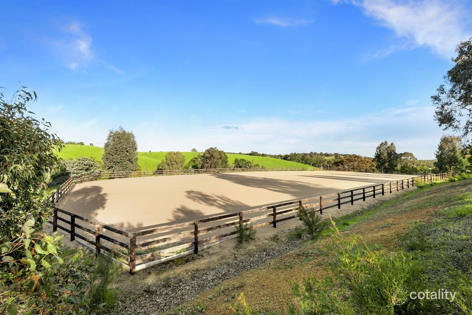365 Chapel Lane, Nutfield, VIC 3099