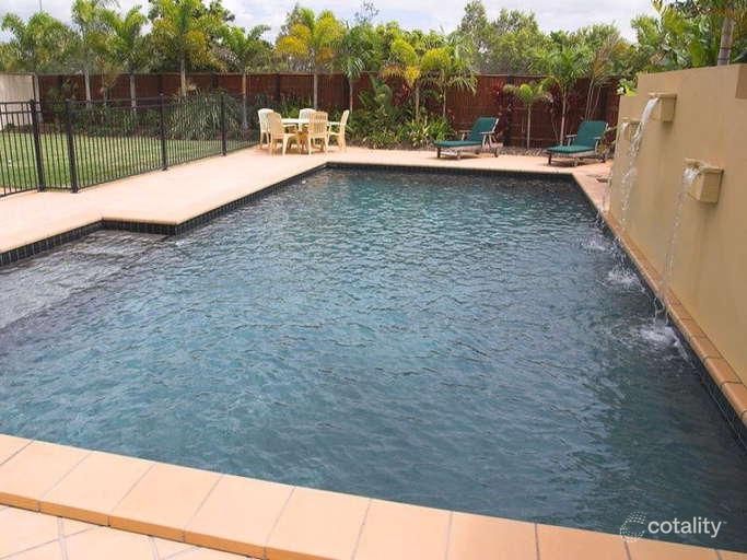 14 Maldives Pl, Parrearra, QLD 4575