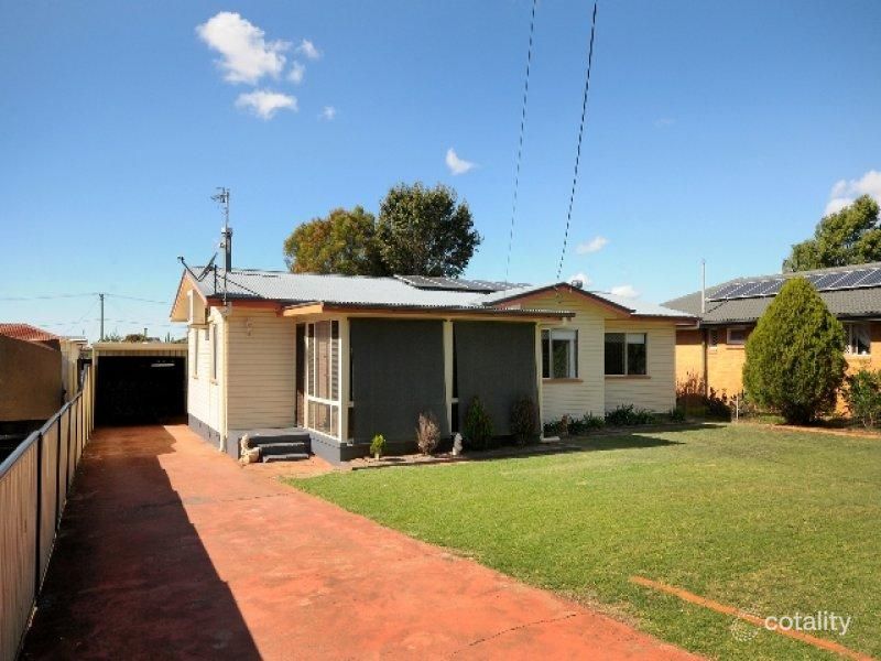 10 Eulolo St, Wilsonton, QLD 4350