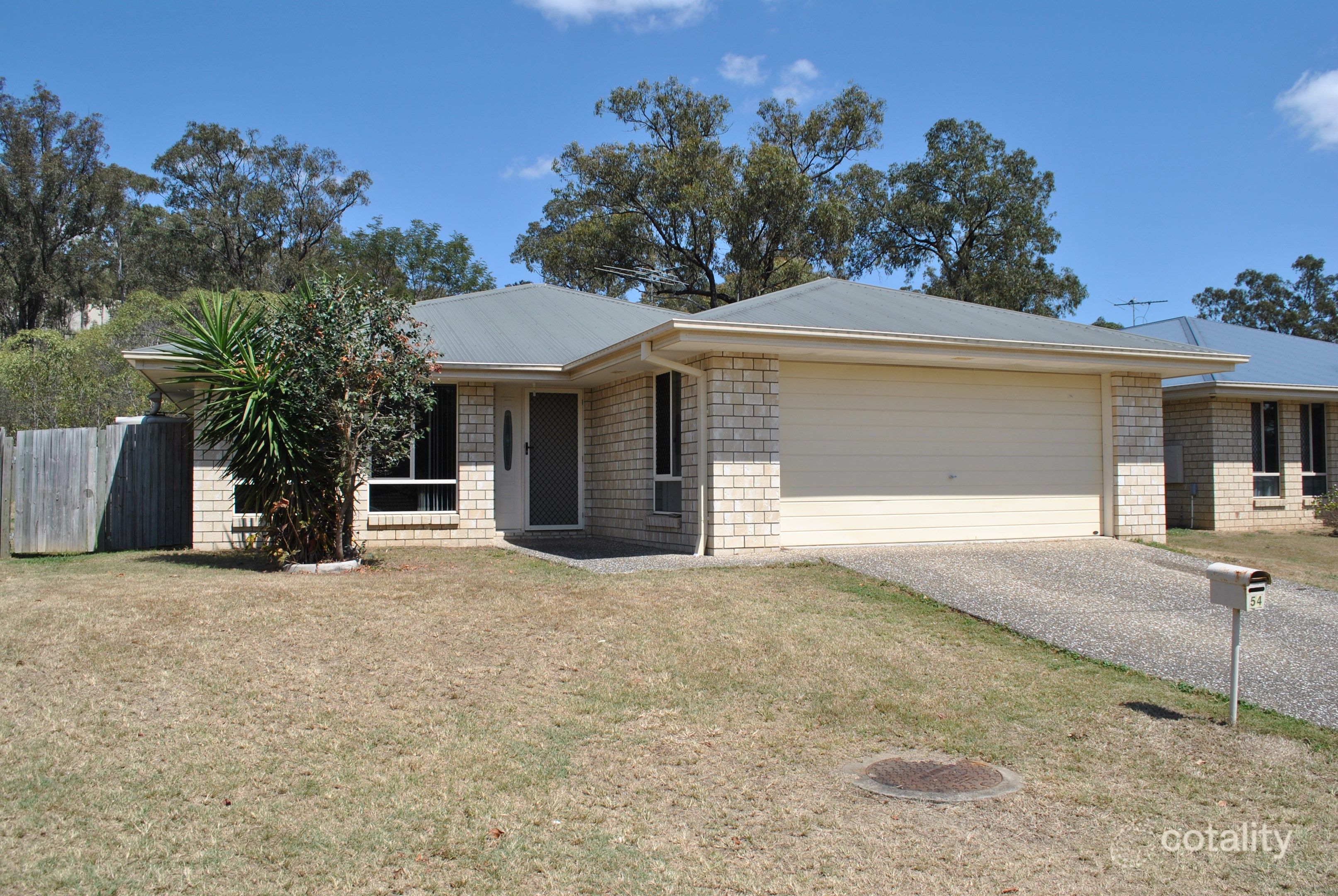 54 Eric Dr, Blackstone, QLD 4304