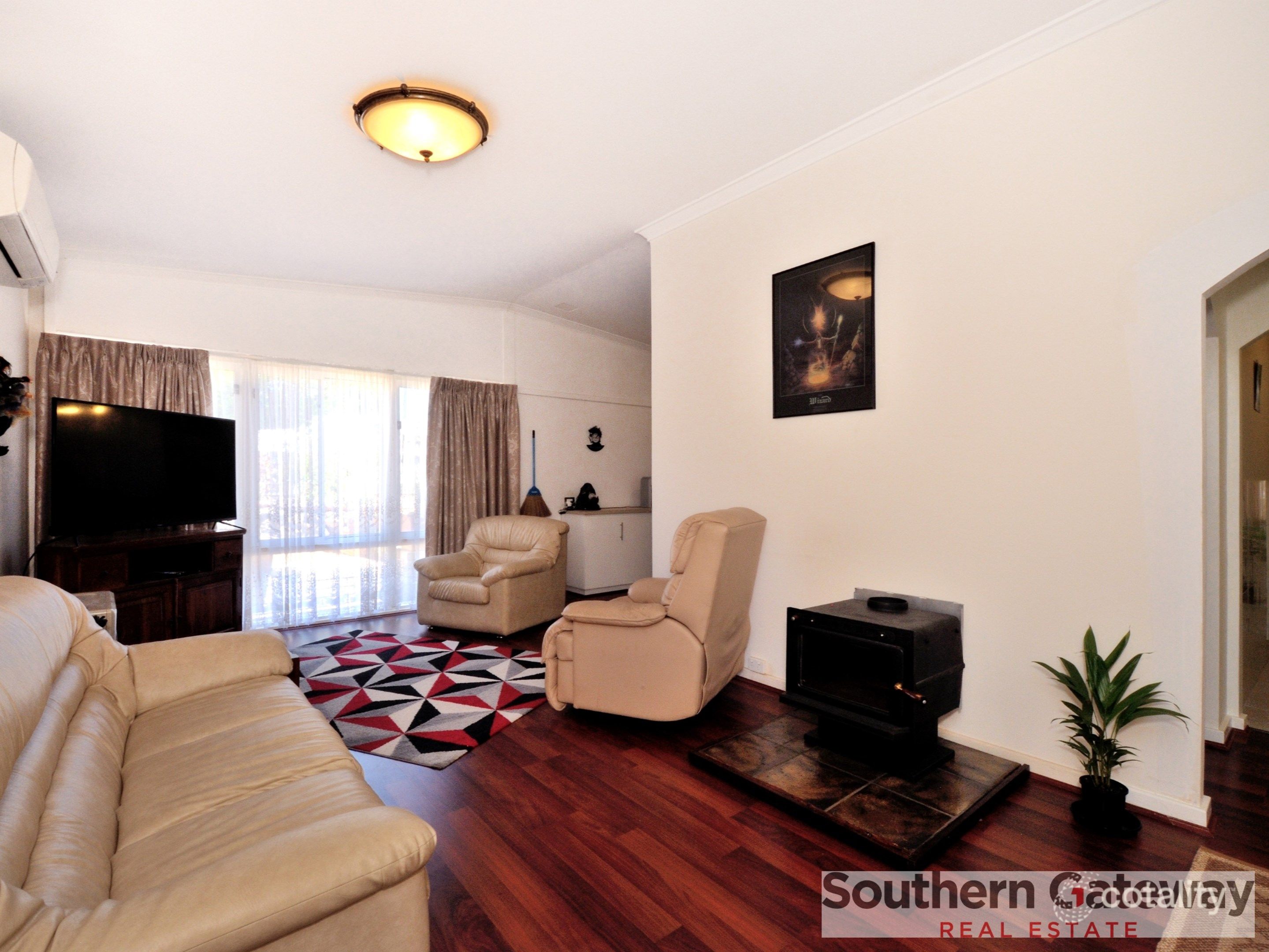 3 Summerton Rd, Medina, WA 6167