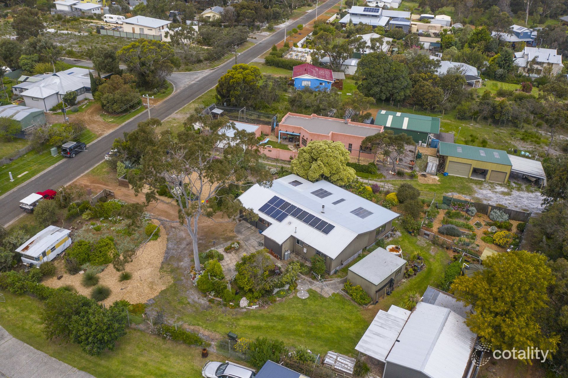 6 Chiltern Rd, Ocean Beach, WA 6333