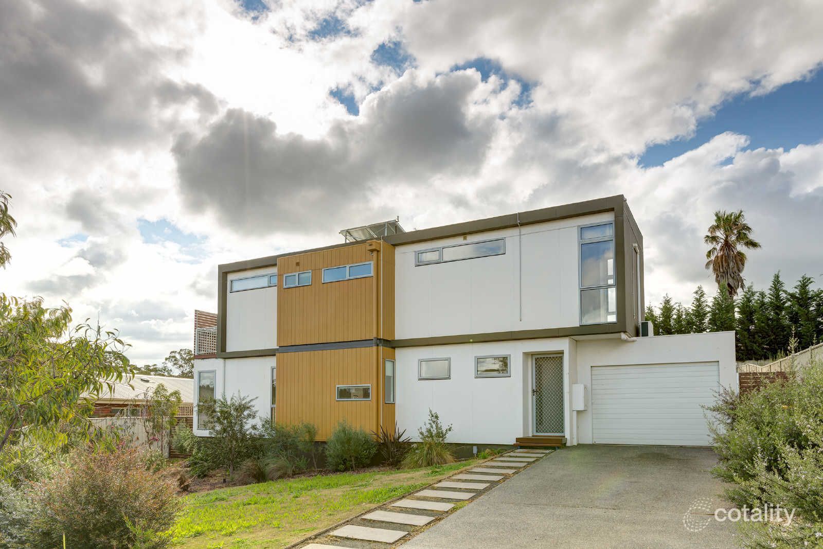 6 Oakes Pl, Golden Square, VIC 3555