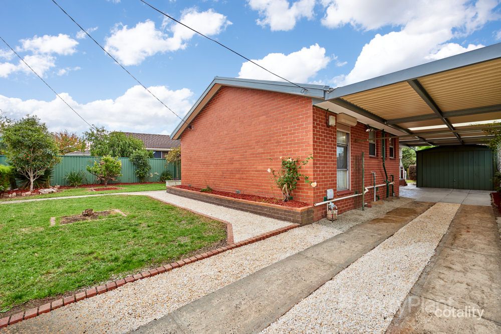 5 Timberglade Dr, Noble Park North, VIC 3174