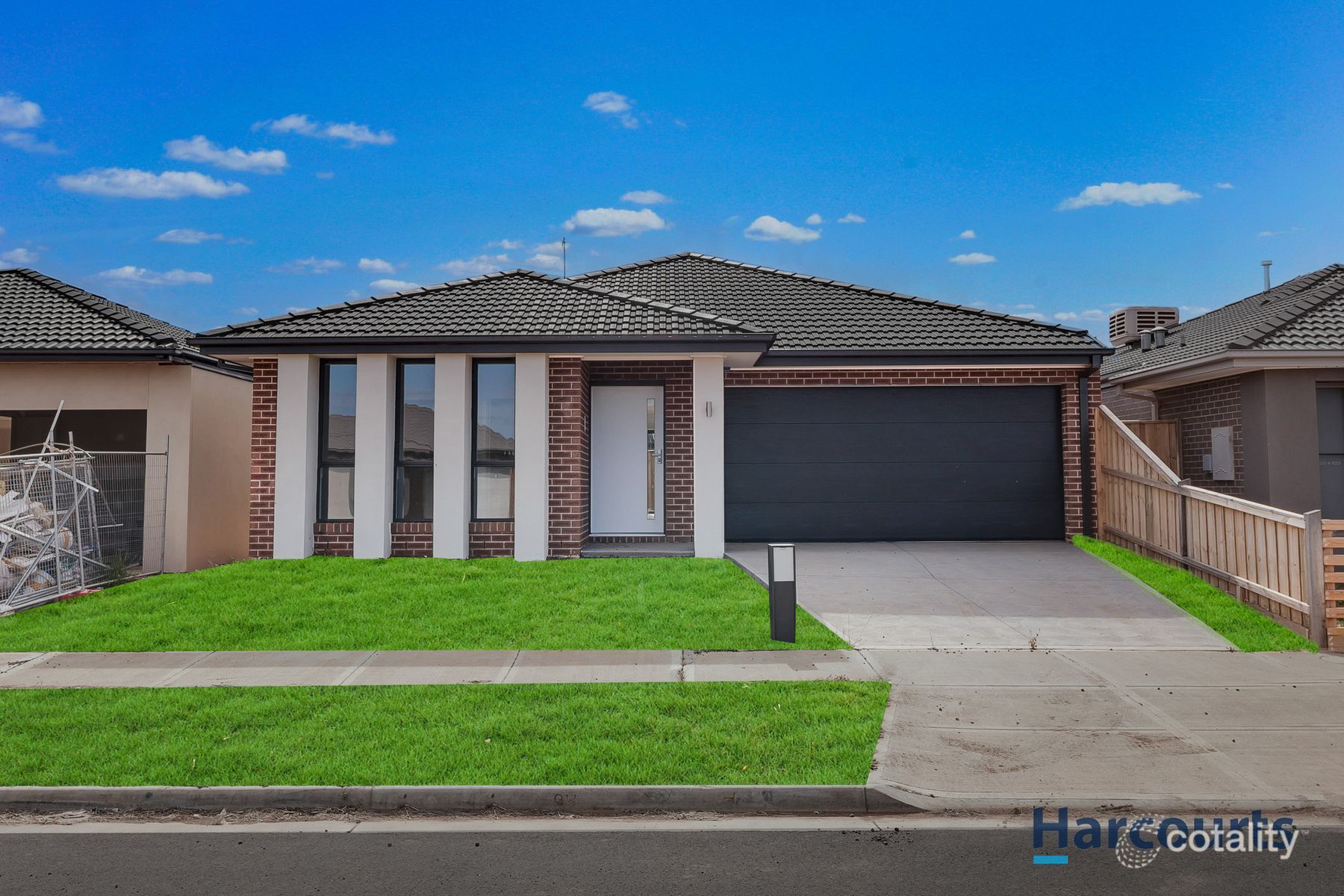 11 Zoe St, Rockbank, VIC 3335
