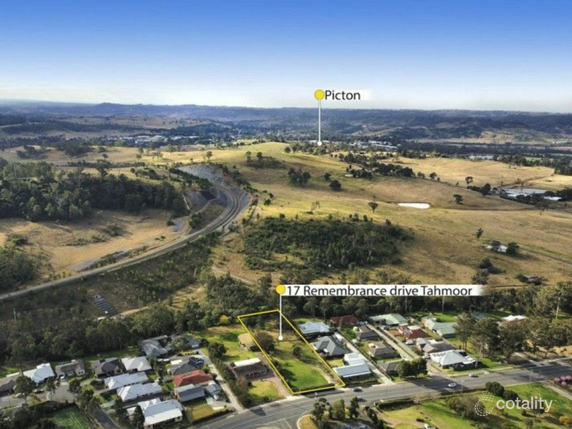 17 Remembrance Drwy, Tahmoor, NSW 2573