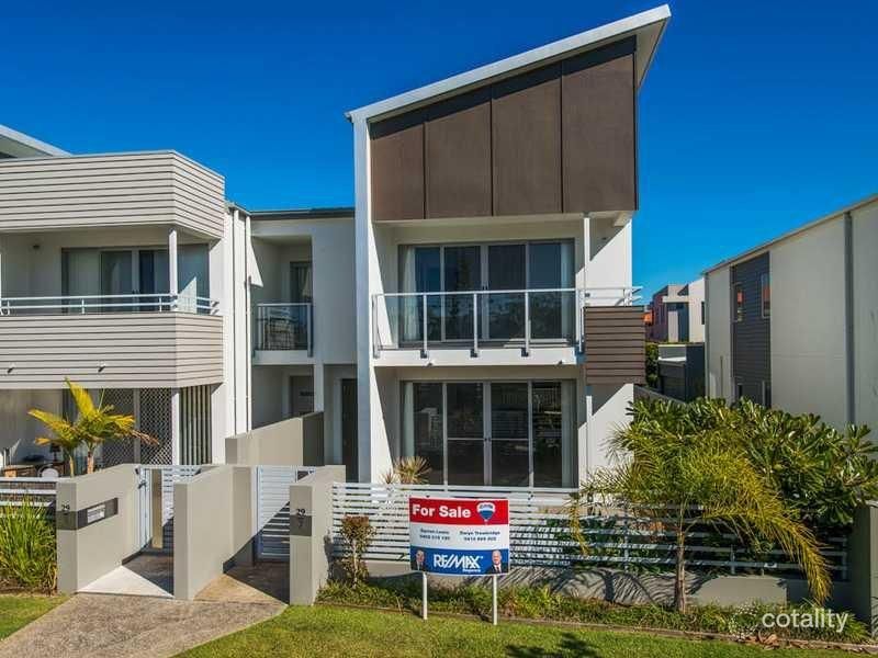 7/29-31 Port Peyra Cres, Varsity Lakes, QLD 4227