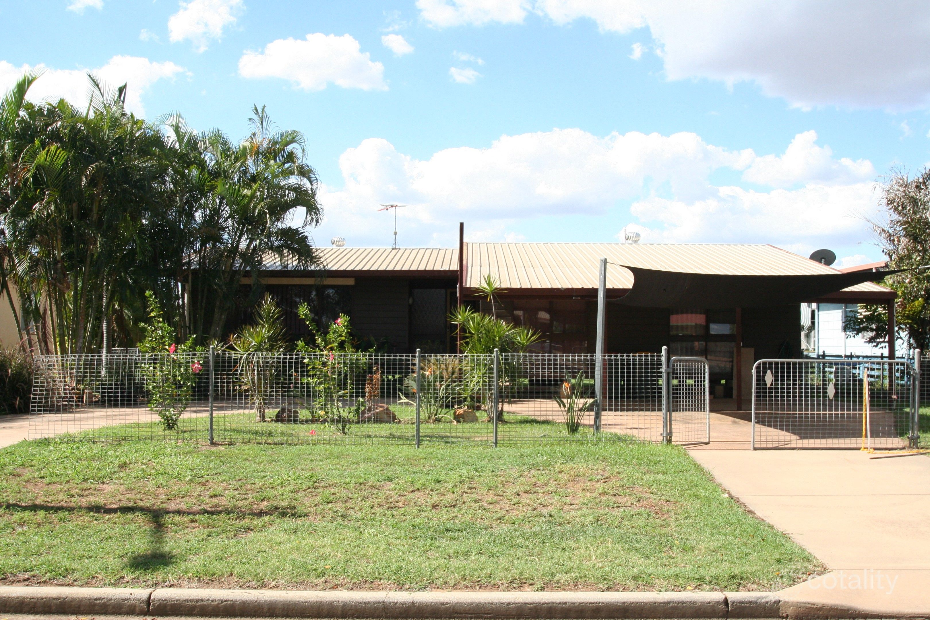 101 Harris St, Emerald, QLD 4720