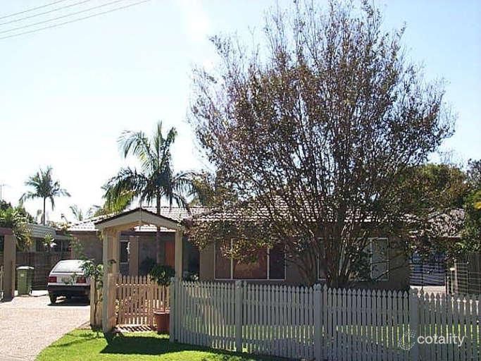 71 Kalimna Dr, Broadbeach Waters, QLD 4218