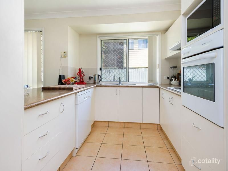 1/229 Government Rd, Labrador, QLD 4215