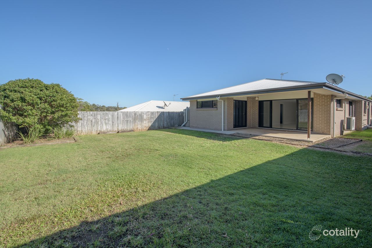 42 Broadwater Pl, New Auckland, QLD 4680