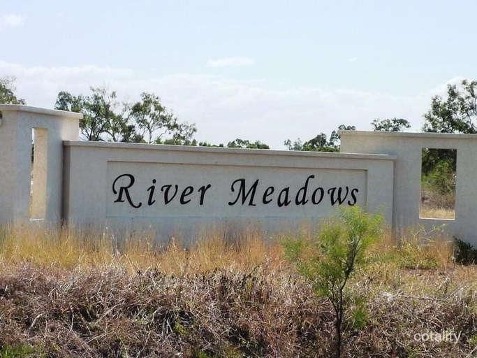25 South Beck Dr, Rasmussen, QLD 4815