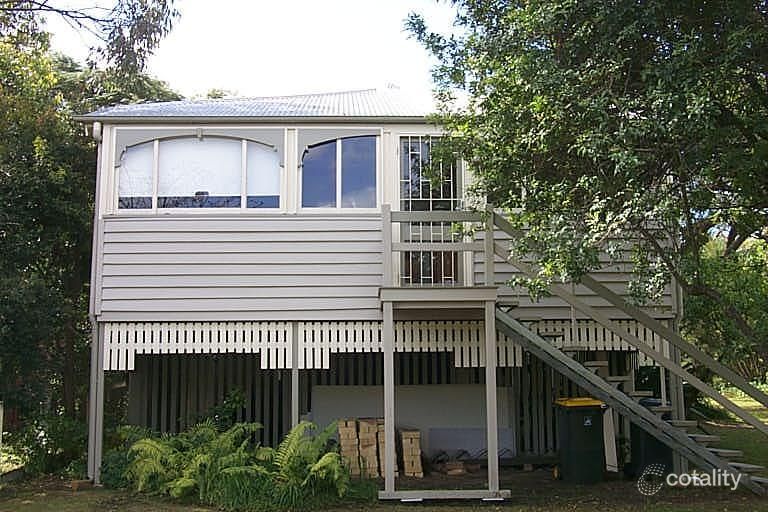 5 Camelot St, Tennyson, QLD 4105