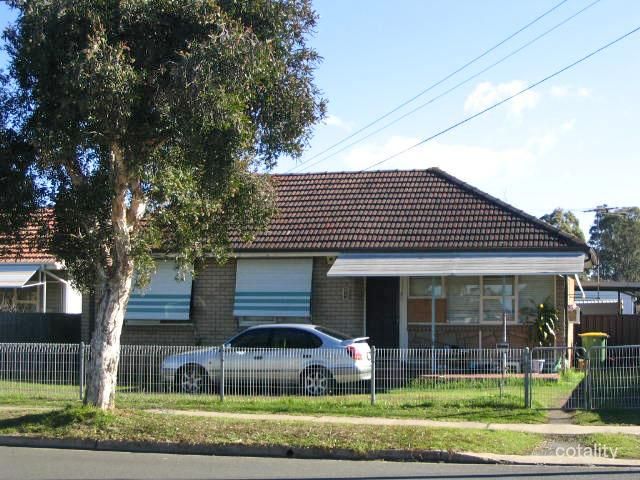 13 Meadows Rd, Cabramatta West, NSW 2166