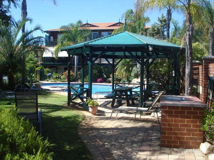 2/64 Moondine Dr, Wembley, WA 6014