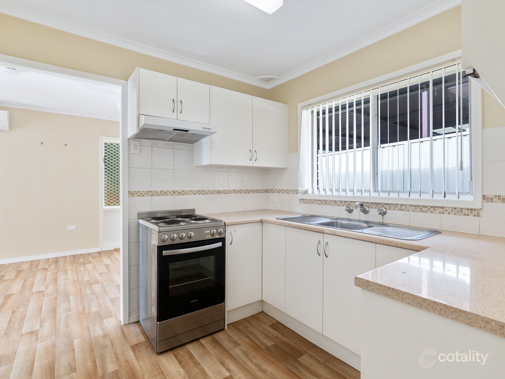 18 Delia Ave, Budgewoi, NSW 2262