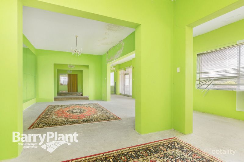 650 Woori Yallock Rd, Cockatoo, VIC 3781