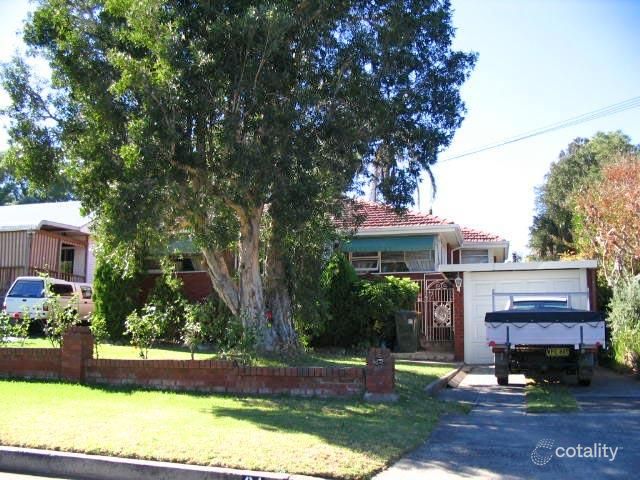 34 Lake Entrance Rd, Oak Flats, NSW 2529