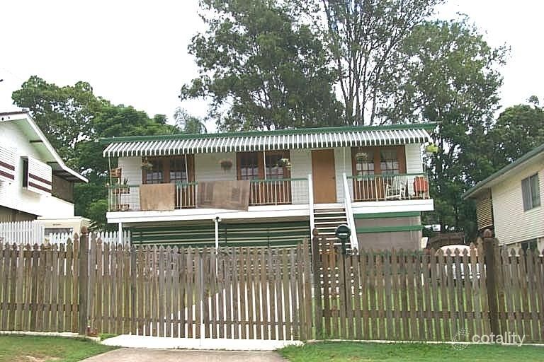 11 Richardson St, Goodna, QLD 4300