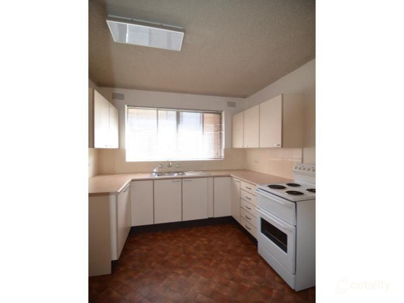 8/23 Phillip St, Roselands, NSW 2196