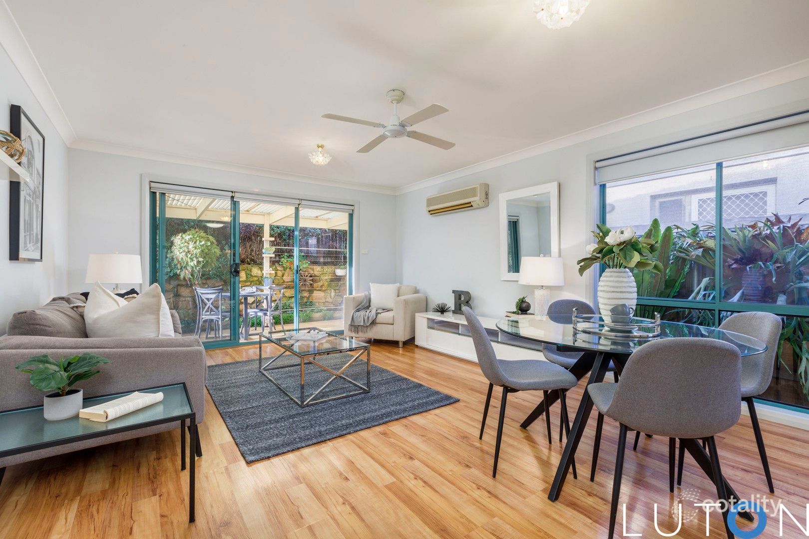 37 Unwin Ave, Jerrabomberra, NSW 2619