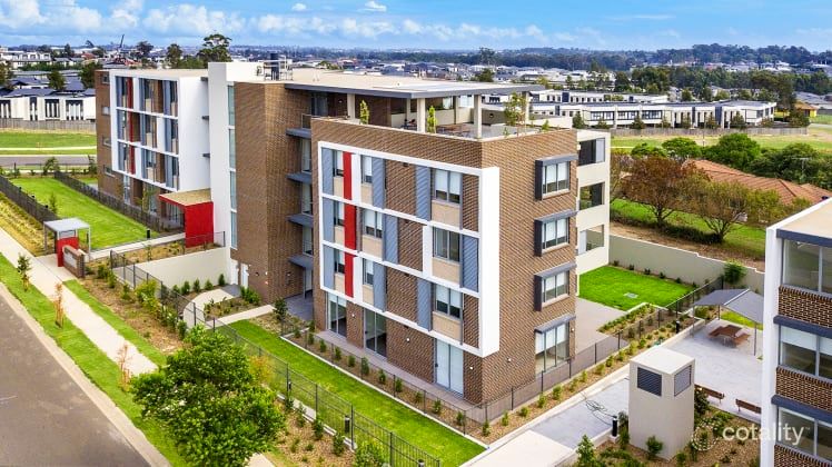 401/2 Affleck Cct, Kellyville, NSW 2155