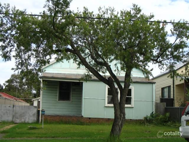 135 Lancaster Ave, Punchbowl, NSW 2196