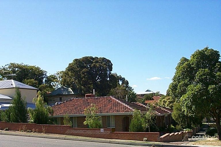 2/16 Preston Point Rd, East Fremantle, WA 6158