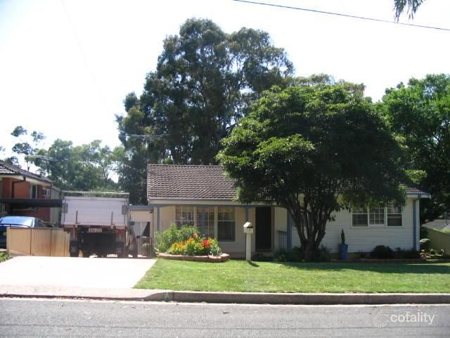 1 Palona Cres, Engadine, NSW 2233