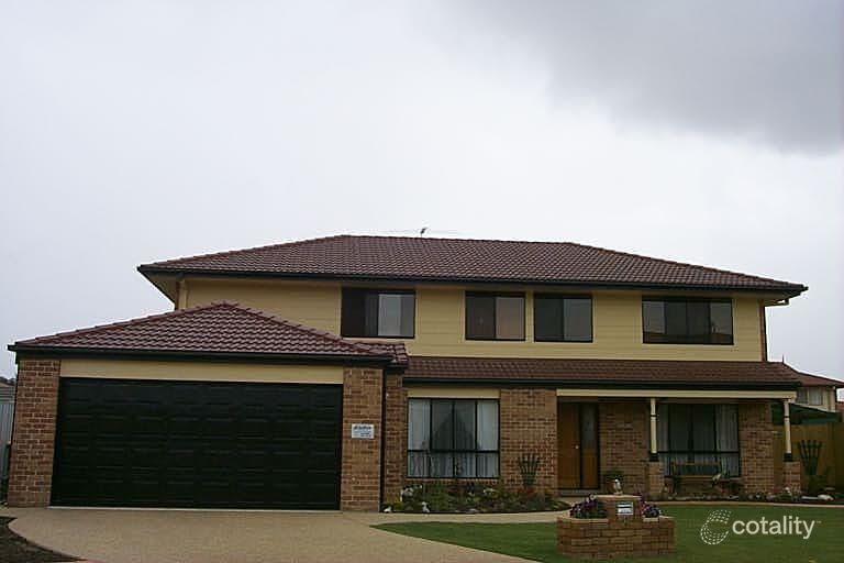 8 Bellfield Pl, Westlake, QLD 4074