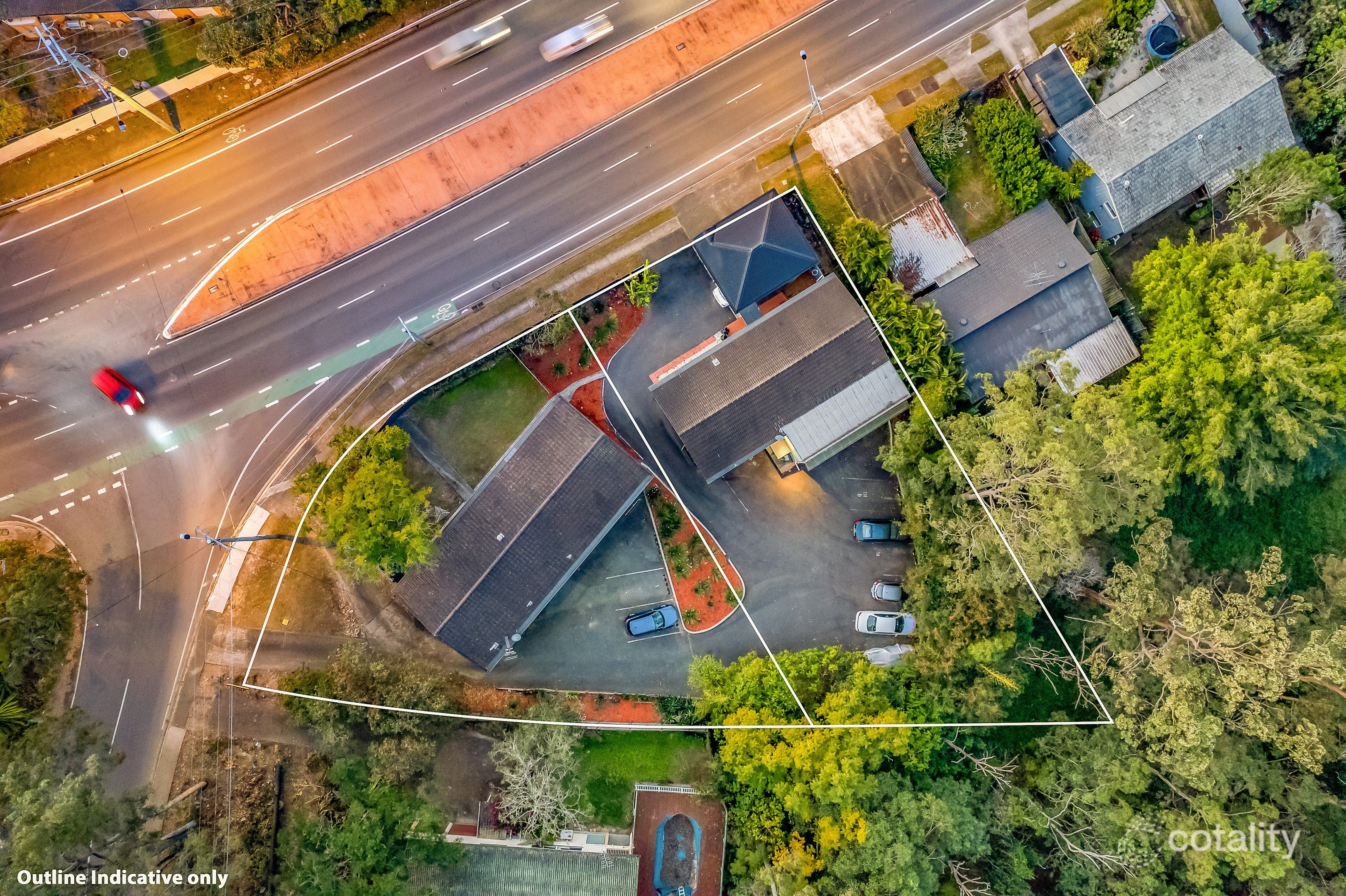 736 Moggill Rd, Chapel Hill, QLD 4069