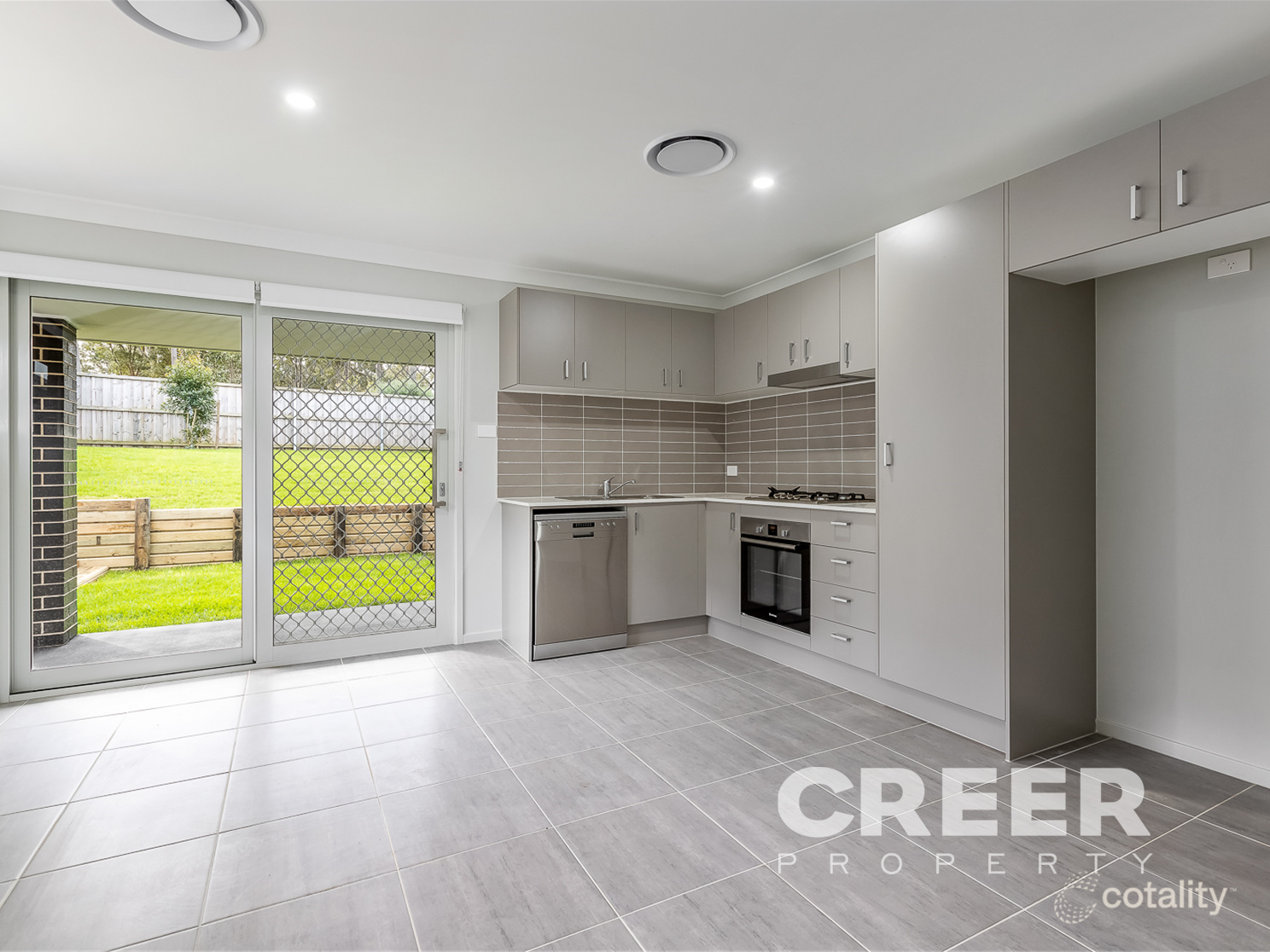 12a Morecambe Cct, Thornton, NSW 2322