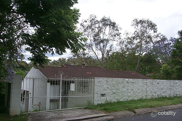 67 Twilight St, Kenmore, QLD 4069