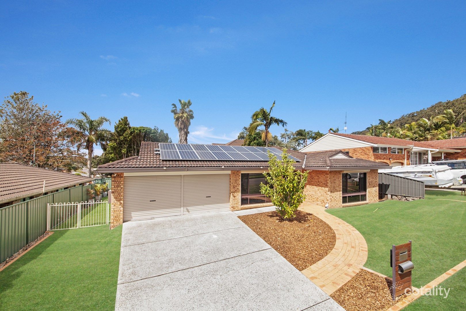 8 Corella Cres, Narara, NSW 2250