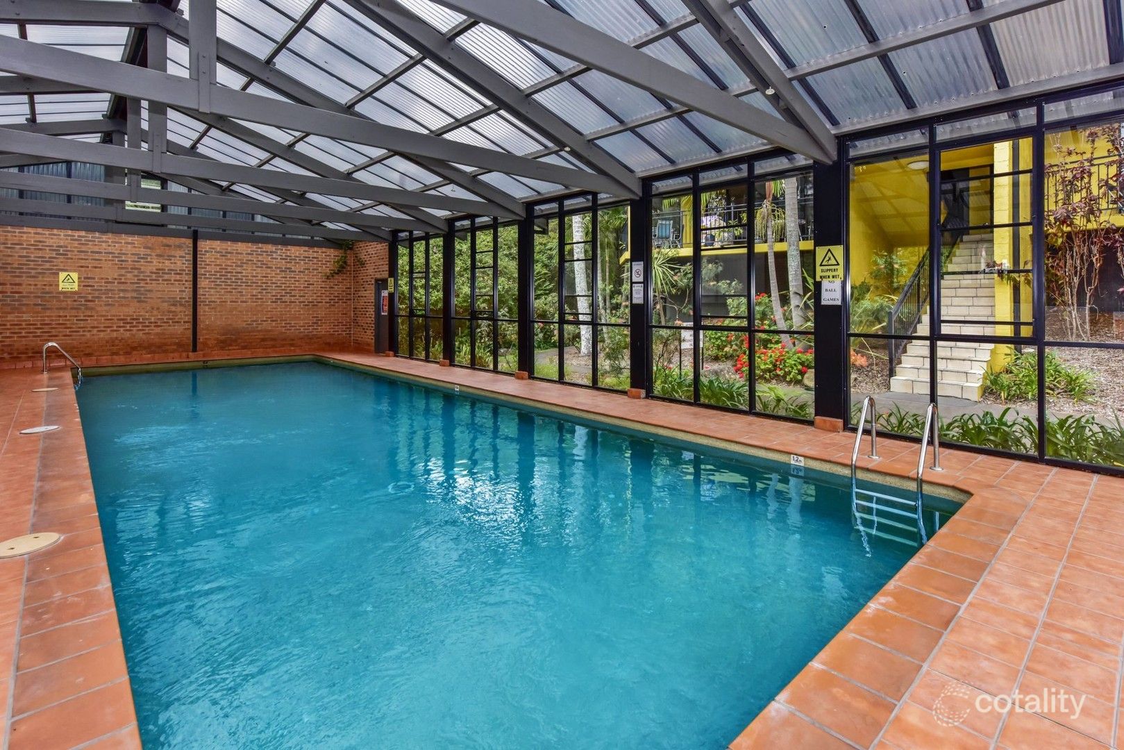 13/2 Adcock Ave, West Gosford, NSW 2250