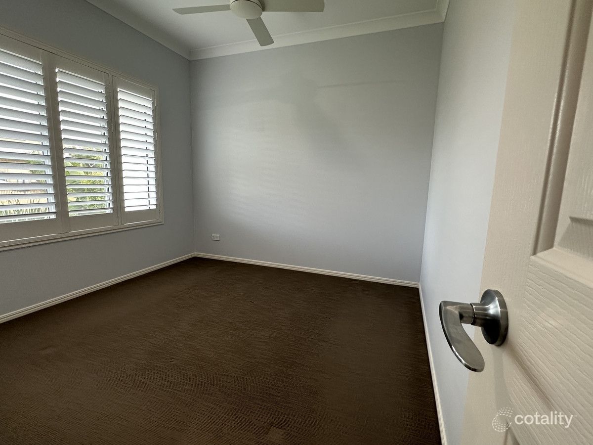 4 Cockle Ct, Burrum Heads, QLD 4659